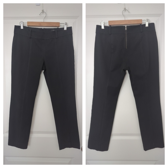 Ann Taylor Back Zip Seamed Slim Straight Stretch Pant size 10 Petite Black - Picture 1 of 11